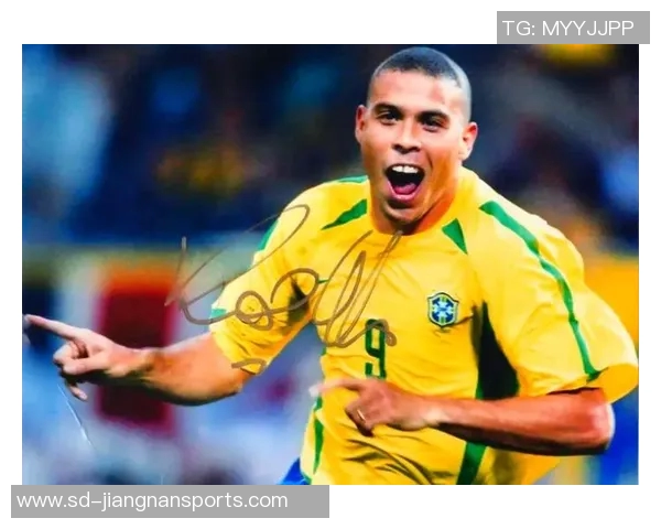 四大足球球星是谁 全球足坛传奇人物与时代象征解析 四大足球球星是谁 全球足坛传奇人物与时代象征解析